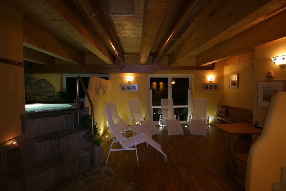 Hotel Des Alpes Cortina dʼAmpezzo Esterno foto